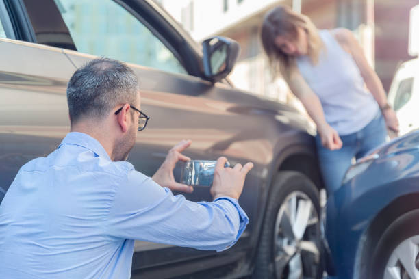 Professional Auto Insurance technician working in Bowie, MD